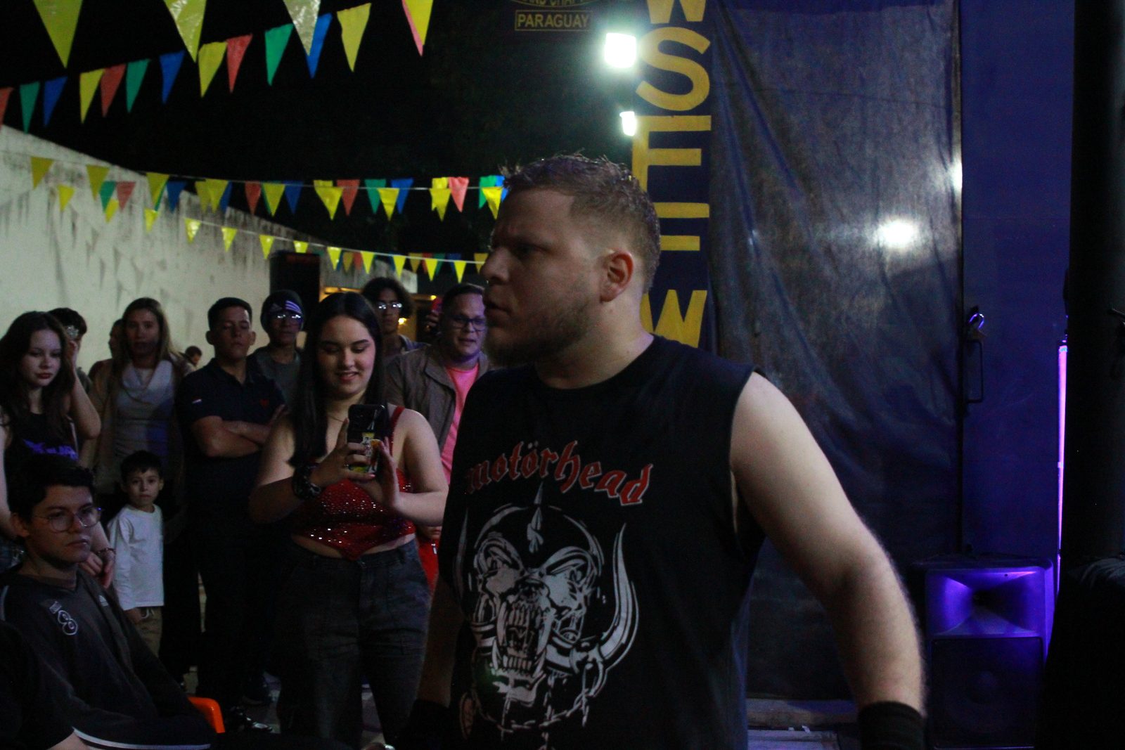 Blas Benitez vs Gorila Segovia — Noche de Luchas 1 (2)