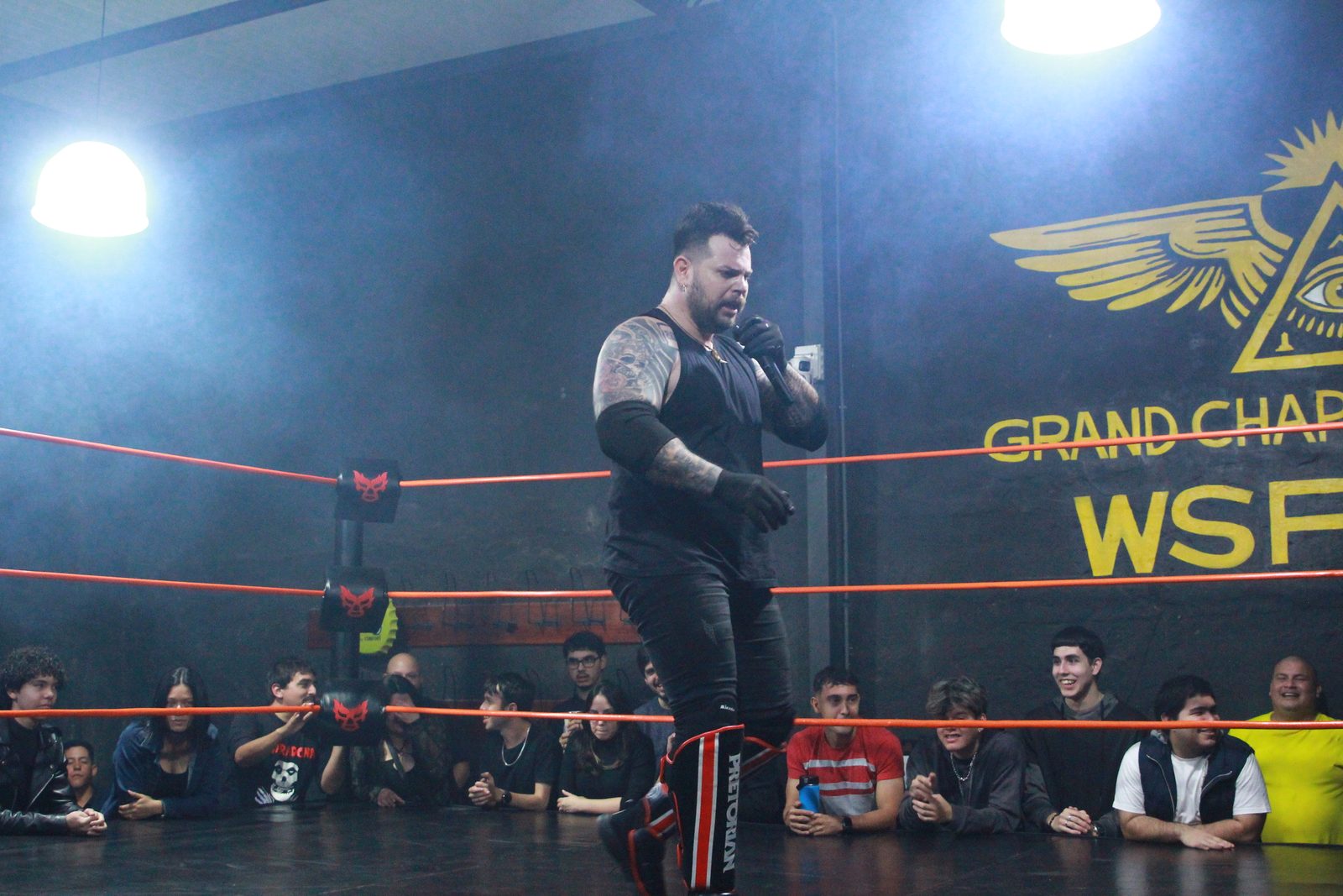 La Máquina vs Hefesto — Noche de Luchas 1 (34)