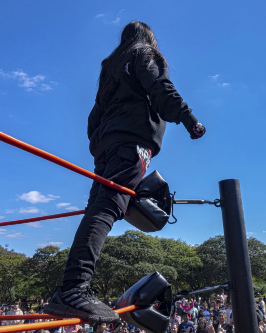 Firma de Contrato: Sid la Cobra y Black Raven — Punto de Quiebre (7)